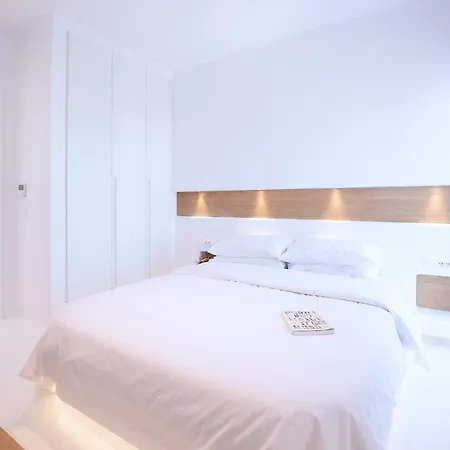 아파트 Phos By Rocks Estates *